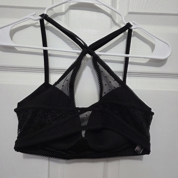 Victoria Secret No Wire Padded Demi Pullover Lace Racerback Black Bra Size Large - Picture 3 of 8